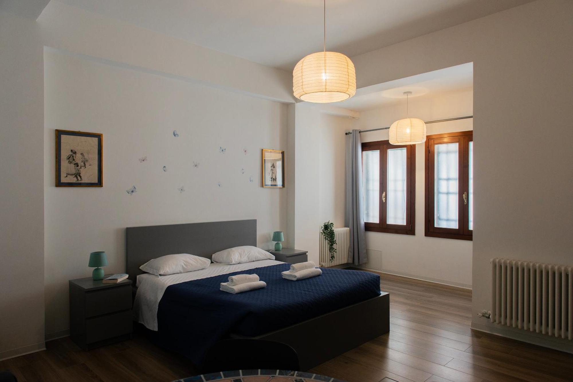 Twin Grande, Grazioso Pied-A-Terre A Venezia Apartment Exterior foto